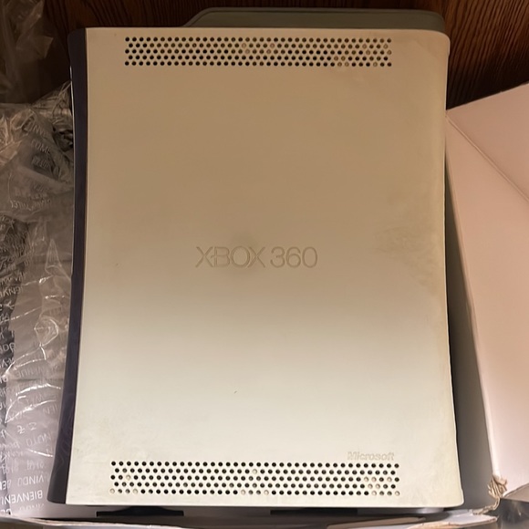 Xbox 360 - Picture 5 of 10